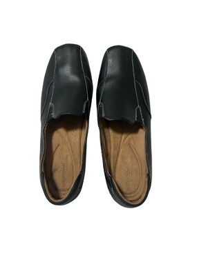 NaturalSoul by Naturalizer - Black Slip-On Flats Comfort Loafers